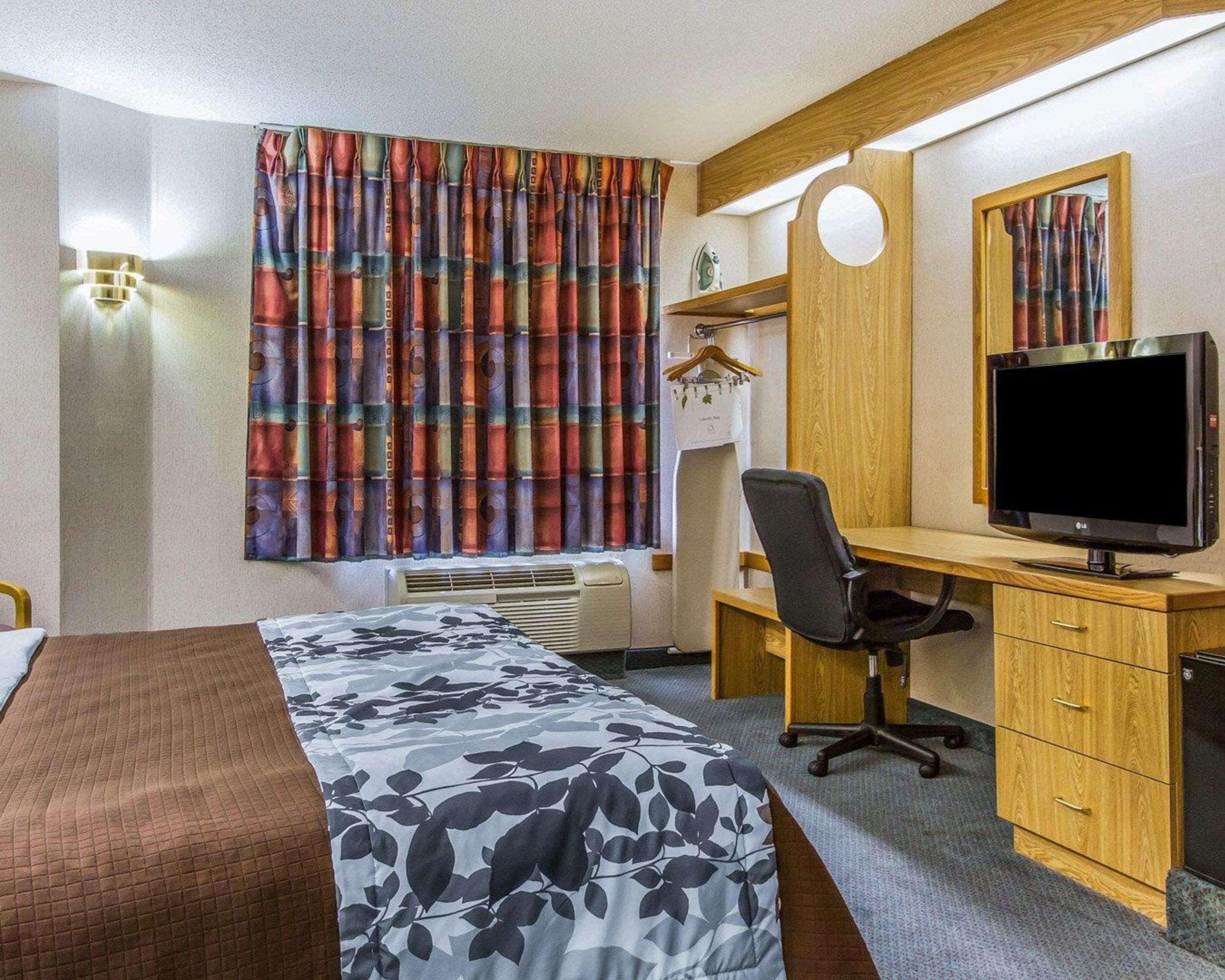 Rodeway Inn Fremont Exteriér fotografie