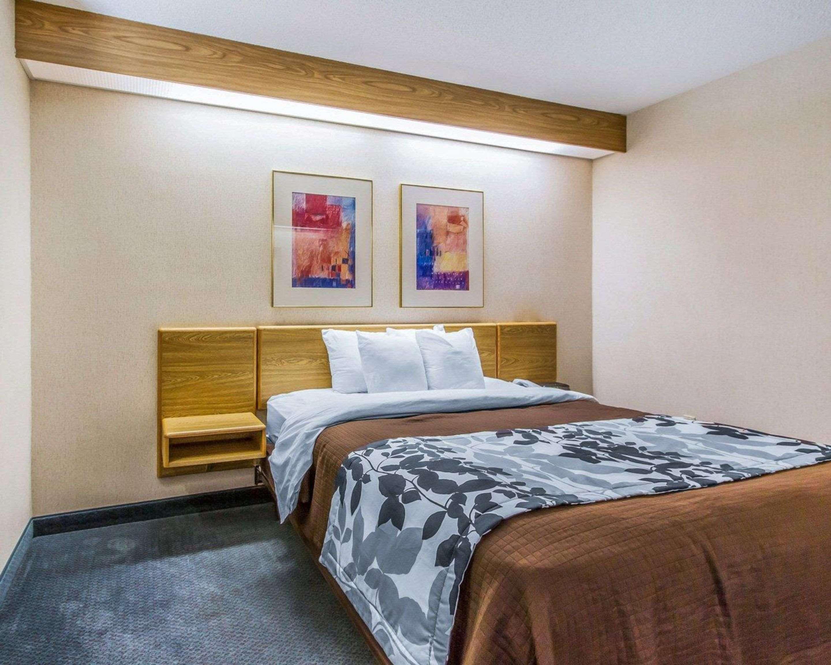 Rodeway Inn Fremont Exteriér fotografie