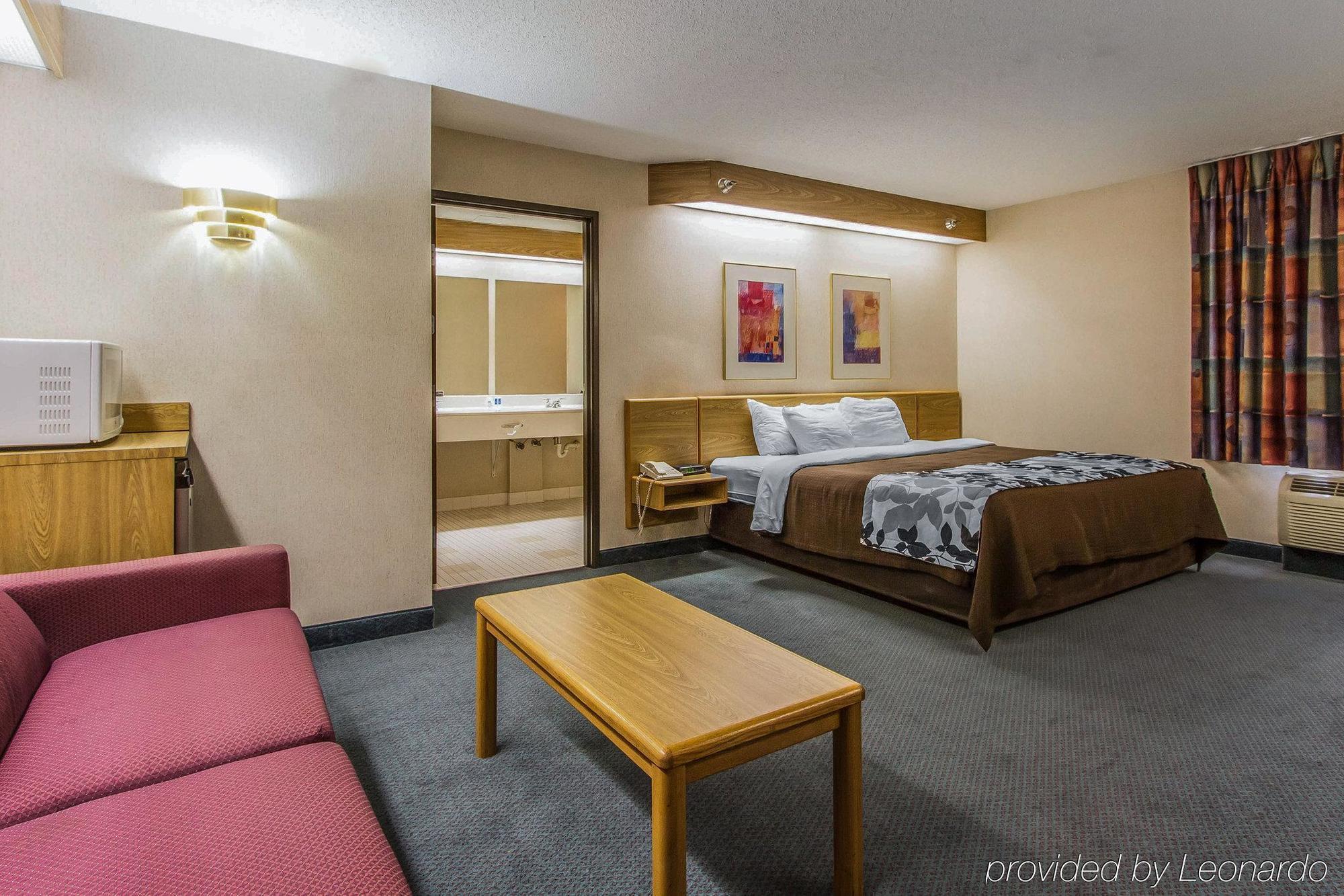 Rodeway Inn Fremont Exteriér fotografie