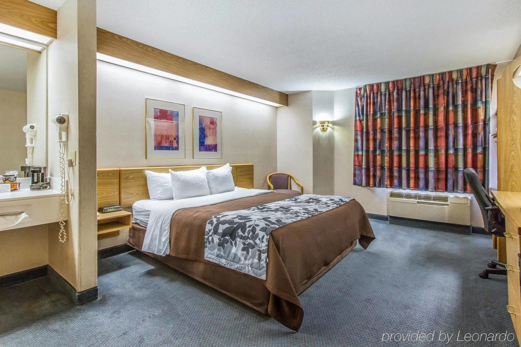 Rodeway Inn Fremont Exteriér fotografie